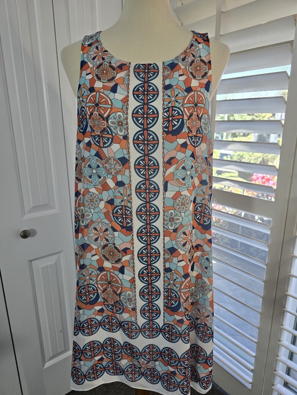 Max Studio Sleeveless Geometric Print Shift Dress in Orange & Blue